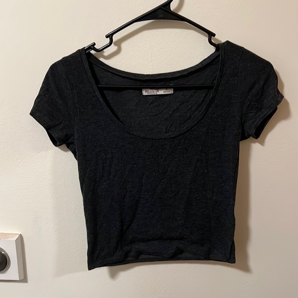 Hollister small dark grey crop top